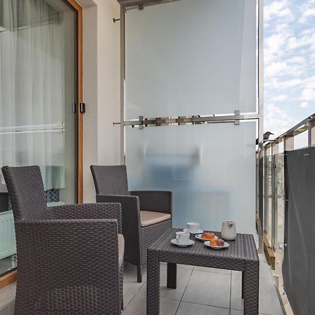 Apartamenty Osiedle Bursztynowe III By Noclegi Renters كولوبرزيغ المظهر الخارجي الصورة
